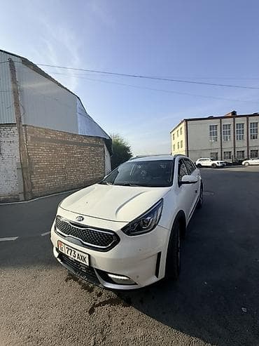 mersedes e320: Kia Niro: 2018 г., 1.6 л, Робот, Гибрид, Кроссовер — 9