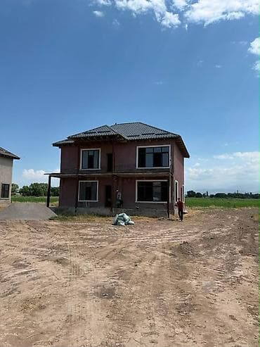 Продажа домов: Двухэтажный дом - Архитектура: два полноценных этажа, классическая — 2