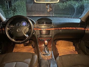 Mercedes-Benz E-Class: 2004 г., 3.2 л, Автомат, Газ, Седан — 5