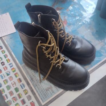 обувь больших размеров бишкек: Шикарные привозные черные ботинки на массивной тракторной подошве — 1