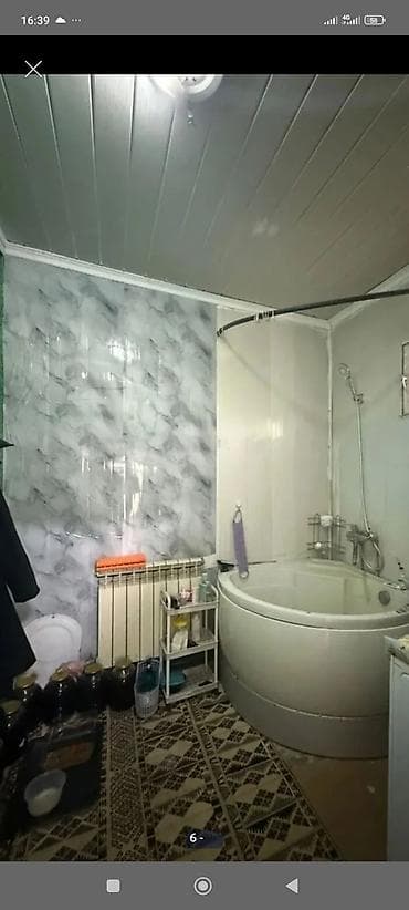 дом продаю теплоключенка: Продаётся жилой дом с участком. - Планировка: Большой хол — 6