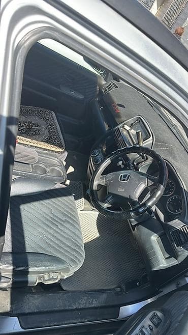 civic 2018: Honda CR-V: 2002 г., 2 л, Автомат, Бензин, Кроссовер — 4