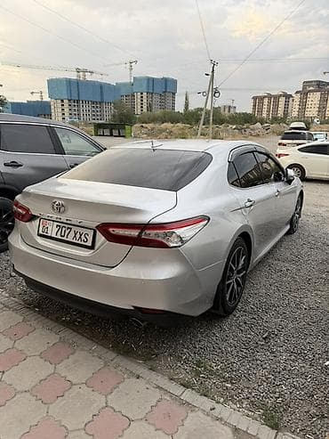 Toyota Camry: 2019 г., 2.5 л, Автомат, Бензин, Седан — 4