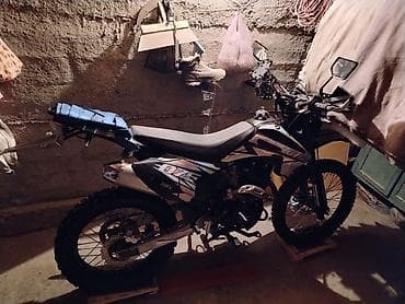 мото движок: Эндуро/кросс мотоцикл с высокой проходимостью. - Агрессивные — 2