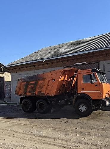 е34 2 5: Мусоровоз на базе трехосного грузовика (6×4), оранжевый. Оснащен — 1