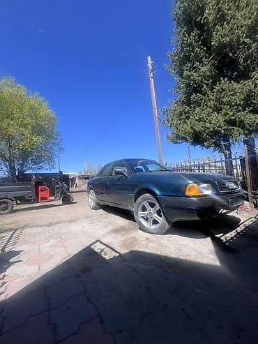 Audi 80: 1992 г., 2 л, Механика, Бензин, Седан