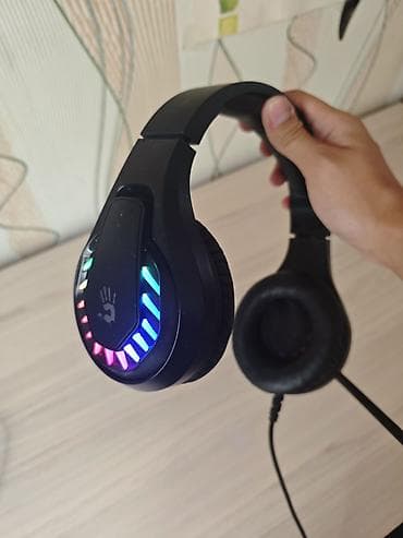 beats studio pro: Продажа периферии(клавиатура + нашуники) за 500 сом. Клавиатура: • — 5