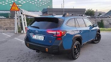 кабина мото: Subaru Outback: 2021 г., 2.5 л, Автомат, Бензин, Универсал — 6