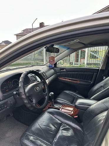 вазы хрустальные: Toyota Camry: 2002 г., 3 л, Автомат, Газ, Седан — 7