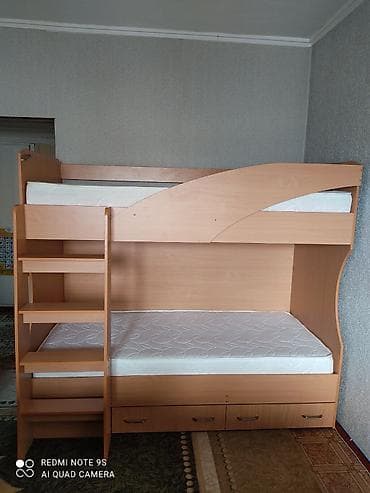 Двухъярусная кровать+матрасы Высота 180 Длина 204 Ширина 111 Матрас