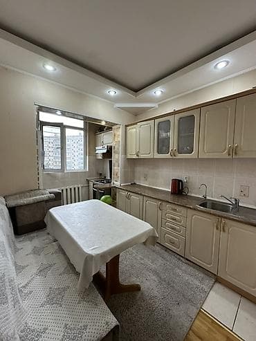 лифт: 3 комнаты, 68 м², 106 серия, 4 этаж, Косметический ремонт — 1
