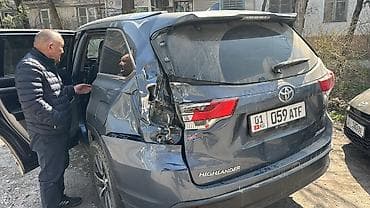 highlander 2012: Крыло Заднее левое Toyota, Оригинал — 2