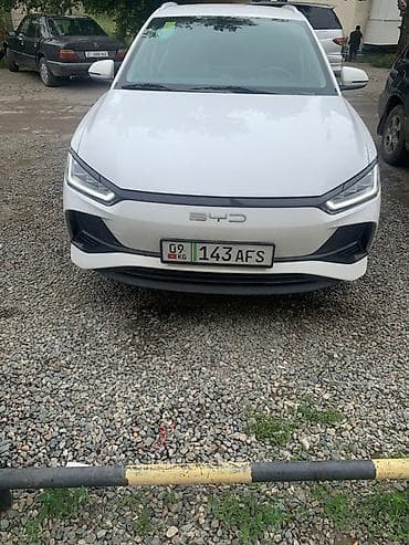 4 vd: BYD E2: 2024 г., Автомат, Электромобиль, Хэтчбэк — 5