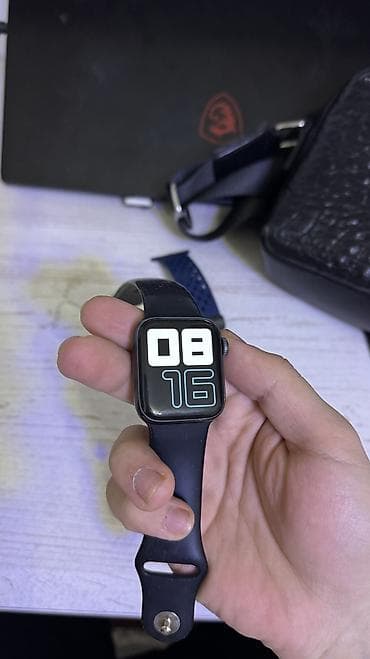 macbook m3: Apple Watch se1 (40мм) СРОЧНО ‼️ Продаю Apple Watch в отличном — 2