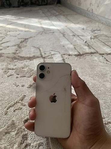 купит цивик: IPhone 12 mini, Белый — 2