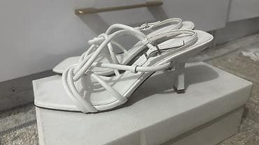 Сапоги: Босоножки, 38, Zara, Новый, цвет - Белый, Самовывоз, Платная доставка — 1