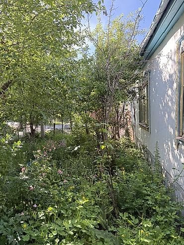 элитный дом: Продается дом 6 соток в городе Каракол 5 комнат Район : Обл Больницы — 6