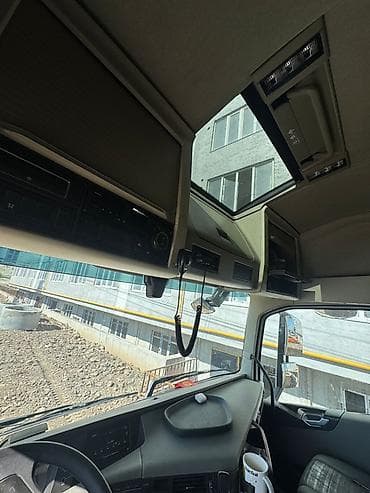 mini refrigerator: Тягач, Volvo, 2019 г., Холодильник, рефрижератор — 6
