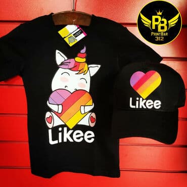 надпись на футболке: Футболки Likee TikTok на заказ, сроки изготовления от 20 минут! Цены — 3