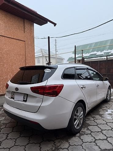 кия 3: Kia Ceed: 2014 г., 1.4 л, Механика, Бензин — 6