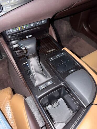 авто с последующим выкупом без первоначального взноса: Lexus ES: 2019 г., 2.5 л, Автомат, Гибрид, Седан — 9