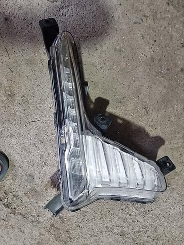 Левая противотуманная фары Соната нюрайс б/у оригинал