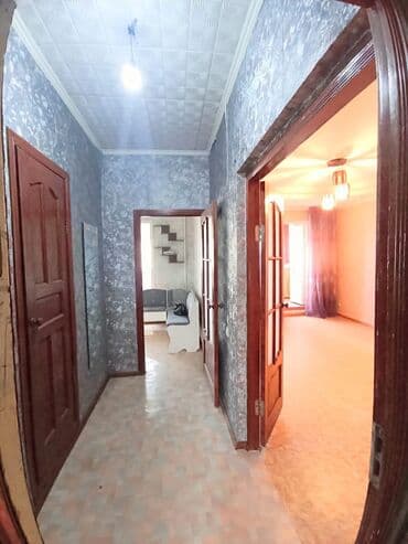 продаю квартиру 8 мкр: 1 комната, 42 м², 106 серия, 8 этаж, Косметический ремонт — 10