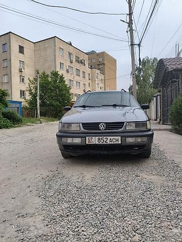 Volkswagen Passat Variant: 1994 г., 1.8 л, Механика, Бензин, Универсал