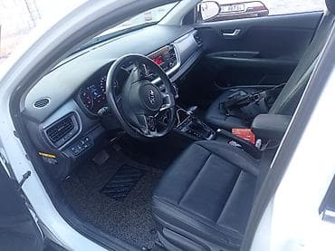 тук сокулук: Kia Stonic: 2019 г., Бензин, Кроссовер — 5