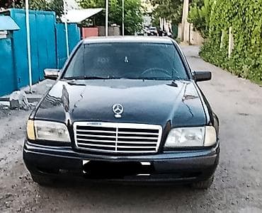 Mercedes-Benz C-Class: 1993 г., 2.2 л, Механика, Бензин, Седан