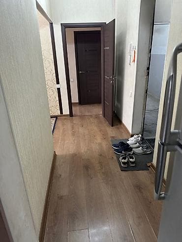 76: 2 комнаты, 42 м², 8 мкр Индивидуалка, 6 этаж, Старый ремонт — 8