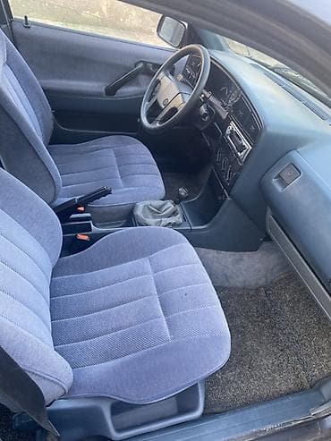 Продажа авто: Volkswagen Passat: 1989 г., 1.8 л, Механика, Бензин, Универсал — 3