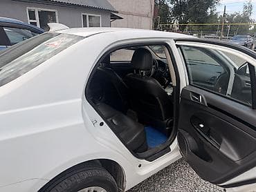 нета электромобиль: BYD E5: 2019 г., 0.1 л, Автомат, Электромобиль, Седан — 5