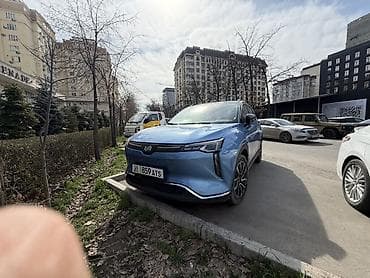 Weltmeister: Weltmeister W6, 2021 г., 100000 км, Передний, В наличии — 1