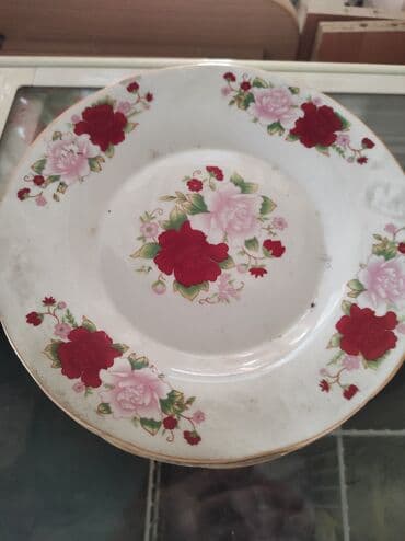 Меняю на продукты или продаю всю посуду недорого