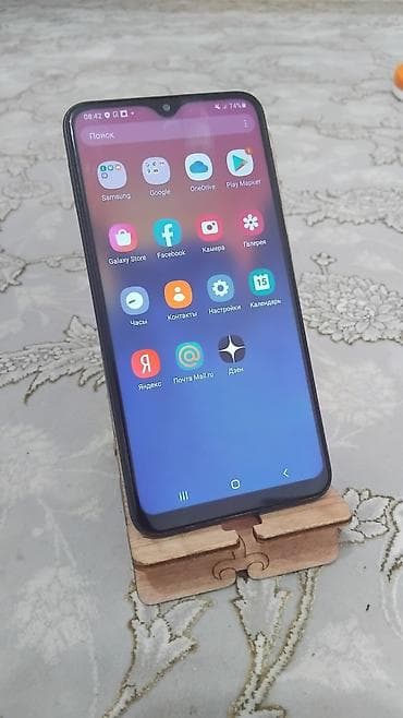 Техника и электроника: Samsung Galaxy A10, Б/у, 32 ГБ, цвет - Черный, 2 SIM — 2