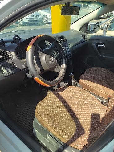 авто герметик: Volkswagen Polo: 2014 г., Механика, Седан — 3