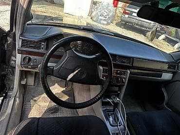 крыло е34: Mercedes-Benz W124: 1994 г., 3.2 л, Автомат, Бензин, Седан — 5