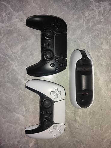 www xbox: Набор для PlayStation 5: - 2 геймпада DualSense (чёрный и белый) с — 1