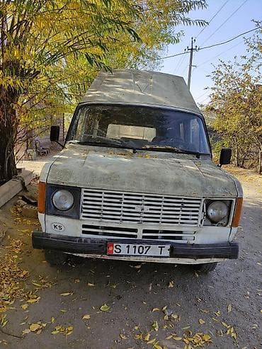 Ford Transit: 1983 г.