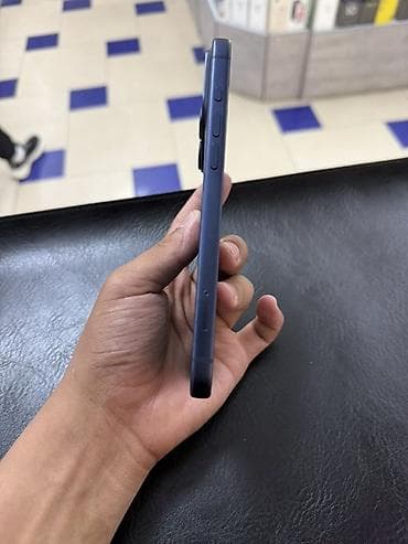 айфон телфон: IPhone 17 Pro Max, Б/у, 256 ГБ, Синий, Зарядное устройство, Защитное стекло, Чехол, 94 % — 5