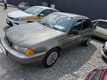 колонку: Daewoo Nexia: 2003 г., 1.6 л, Ручные, Бензин, Седан — 6