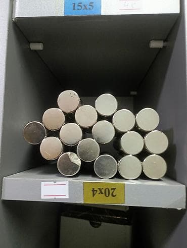 Неодимовые магниты 20×4 - Тип: диск, NdFeB (неодим-железо-бор) -