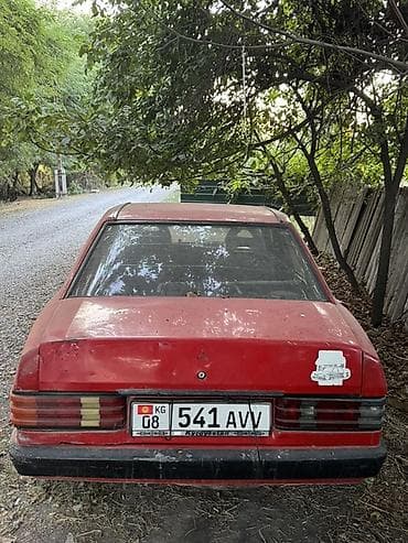 мазда красный: Mercedes-Benz 190: 1984 г., 2 л, Автомат, Бензин, Седан — 2