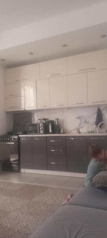 комната суточный: 30 м², С мебелью — 2