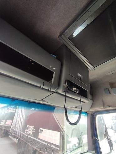 атека: Тягач, Mercedes-Benz, 2002 г., Тентованный — 8