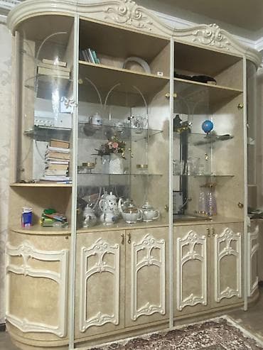 Серванты: Большой классический сервант-витрина для гостиной - Материал: корпус — 3