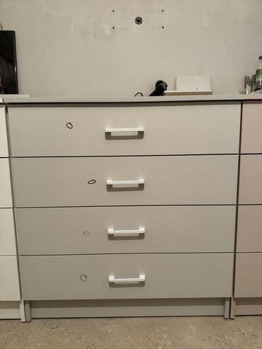 купить стол для школьника: Комод для одежды, Новый, Без зеркала, ЛДСП, цвет - Белый, Серый, Бежевый, Самовывоз, Платная доставка — 3