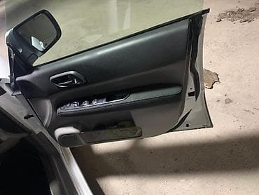 тайота продаю: Toyota : 2004 г., 2 л, Автомат, Бензин, Внедорожник — 4