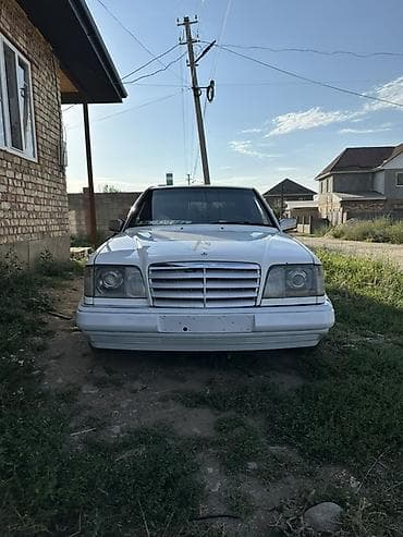 Mercedes-Benz W124: 1994 г., 2.2 л, Автомат, Бензин, Седан at lalafo.kg Mercedes-Benz W124: 1994 г., 2.2 л, Автомат, Бензин, Седан